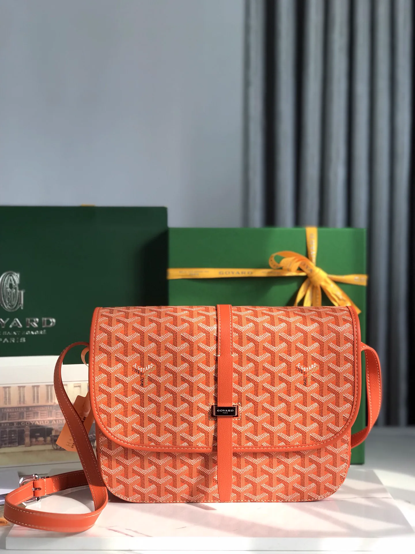 Replica Goyard Belvédère Bag: A Detailed Guide to the Iconic Chevron Shoulder Bag thumbnail