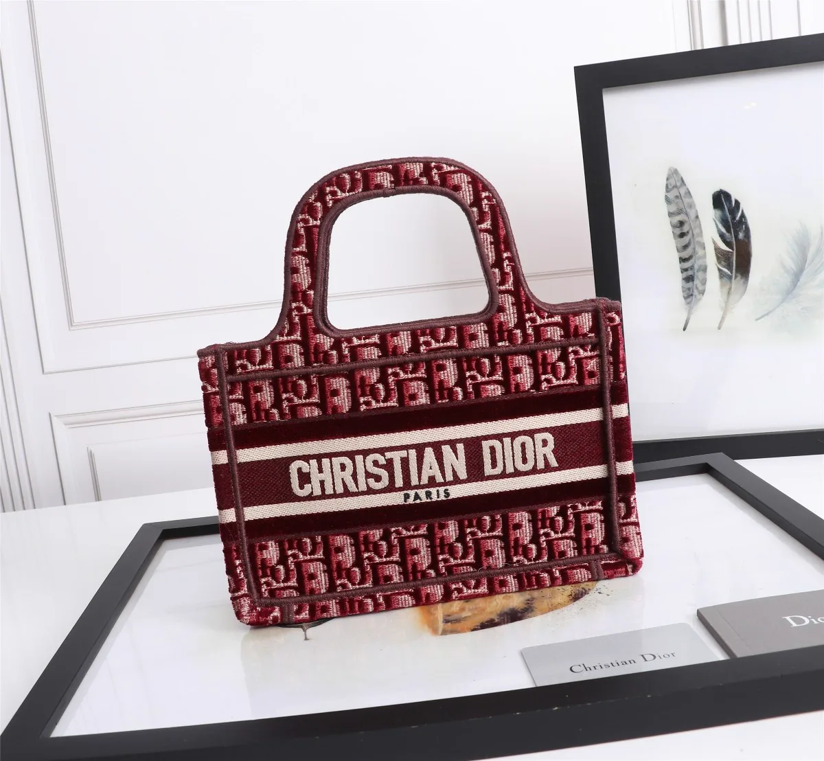 Replica Dior Book Tote Mini – A Detailed Guide to the Iconic Mini Tote thumbnail