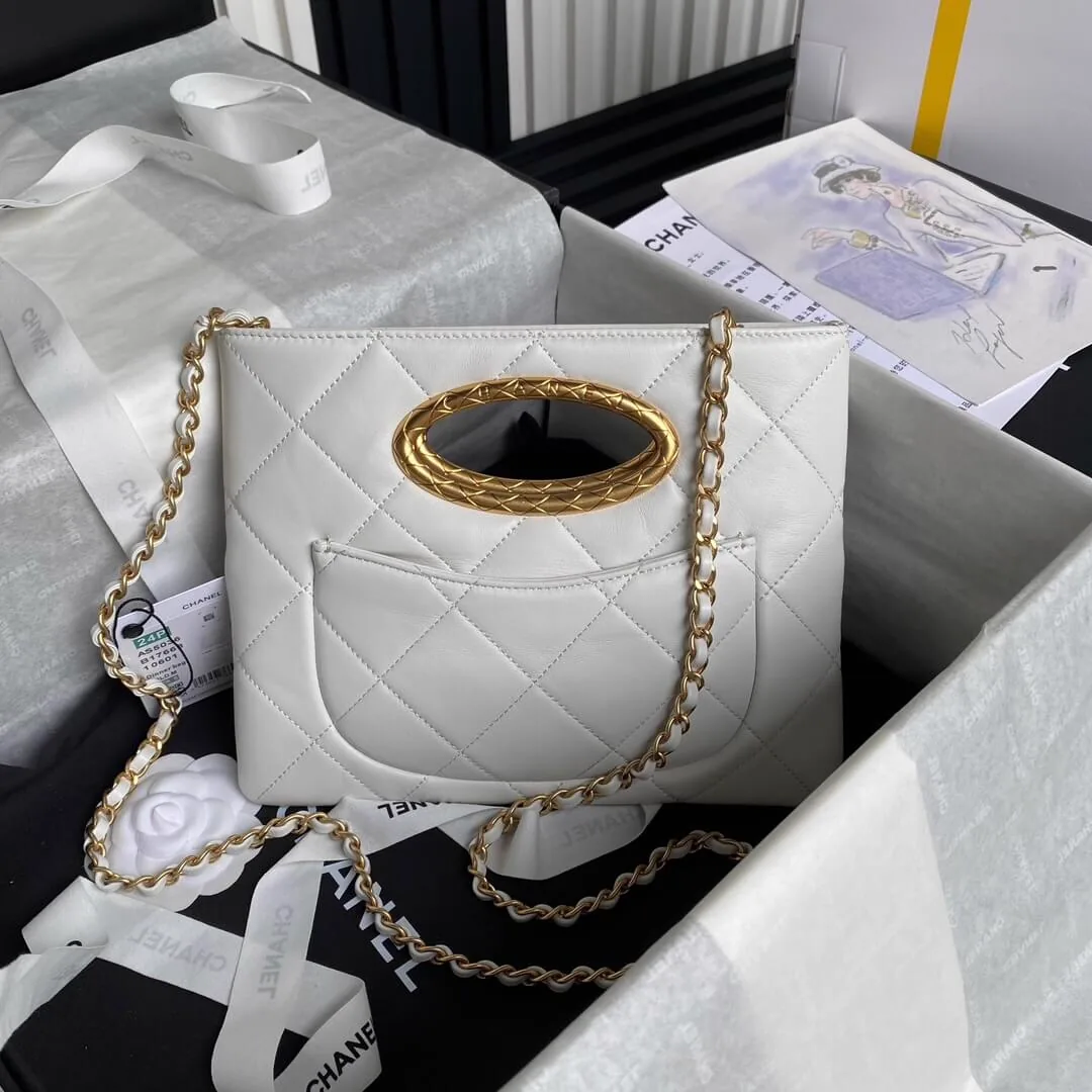 Reference image illustrating Replica Chanel Classic Flap Clutch Bag – Timeless Quilted Leather Evening Clutch