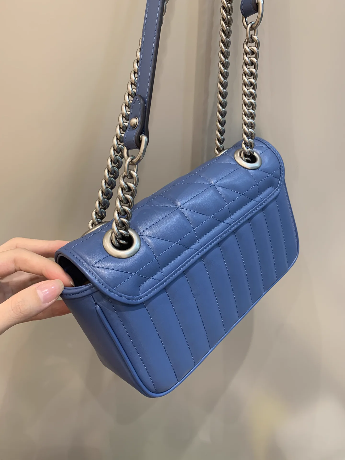 Reference image illustrating Replica Gucci Jackie 1961 Small Shoulder Bag in Smooth Leather