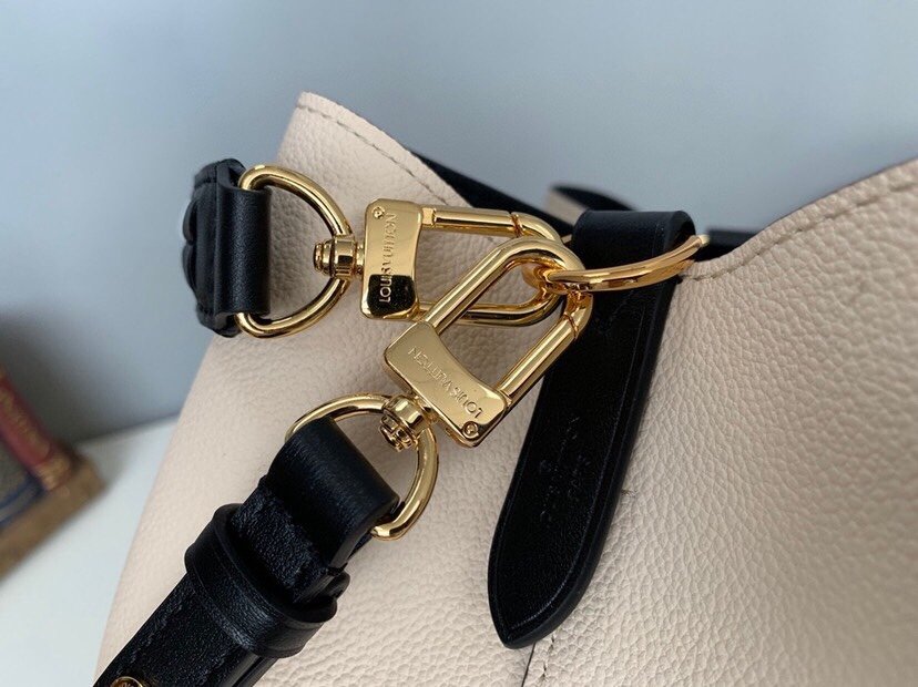 Reference image illustrating Replica Louis Vuitton NeoNoe MM Bucket Bag in Monogram Canvas (Model M56889)