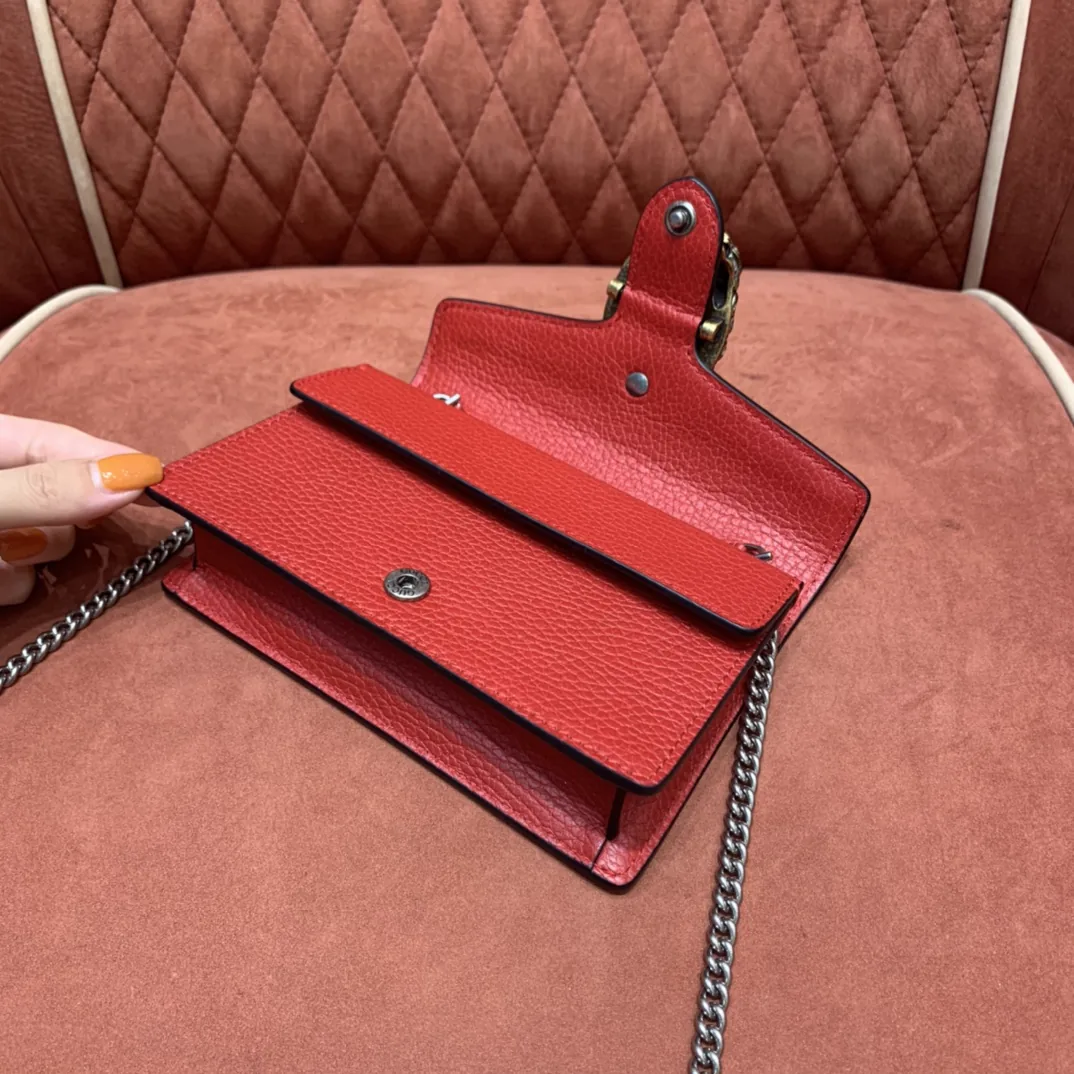 Reference image illustrating Replica Gucci GG Dionysus Bag – Design, History & Styling Guide