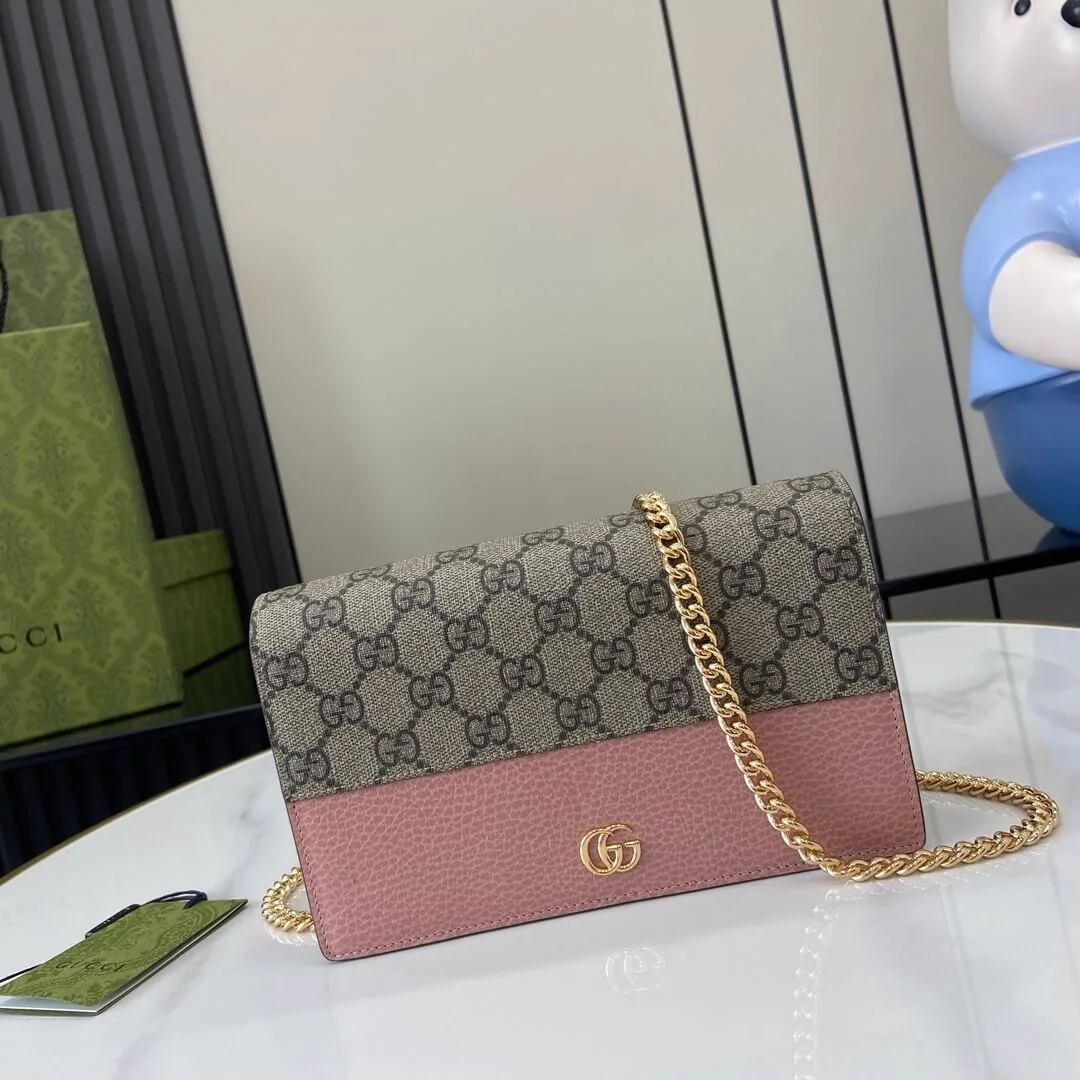 Replica GG Marmont Two-Tone Mini Chain Bag: A Detailed Style Guide thumbnail