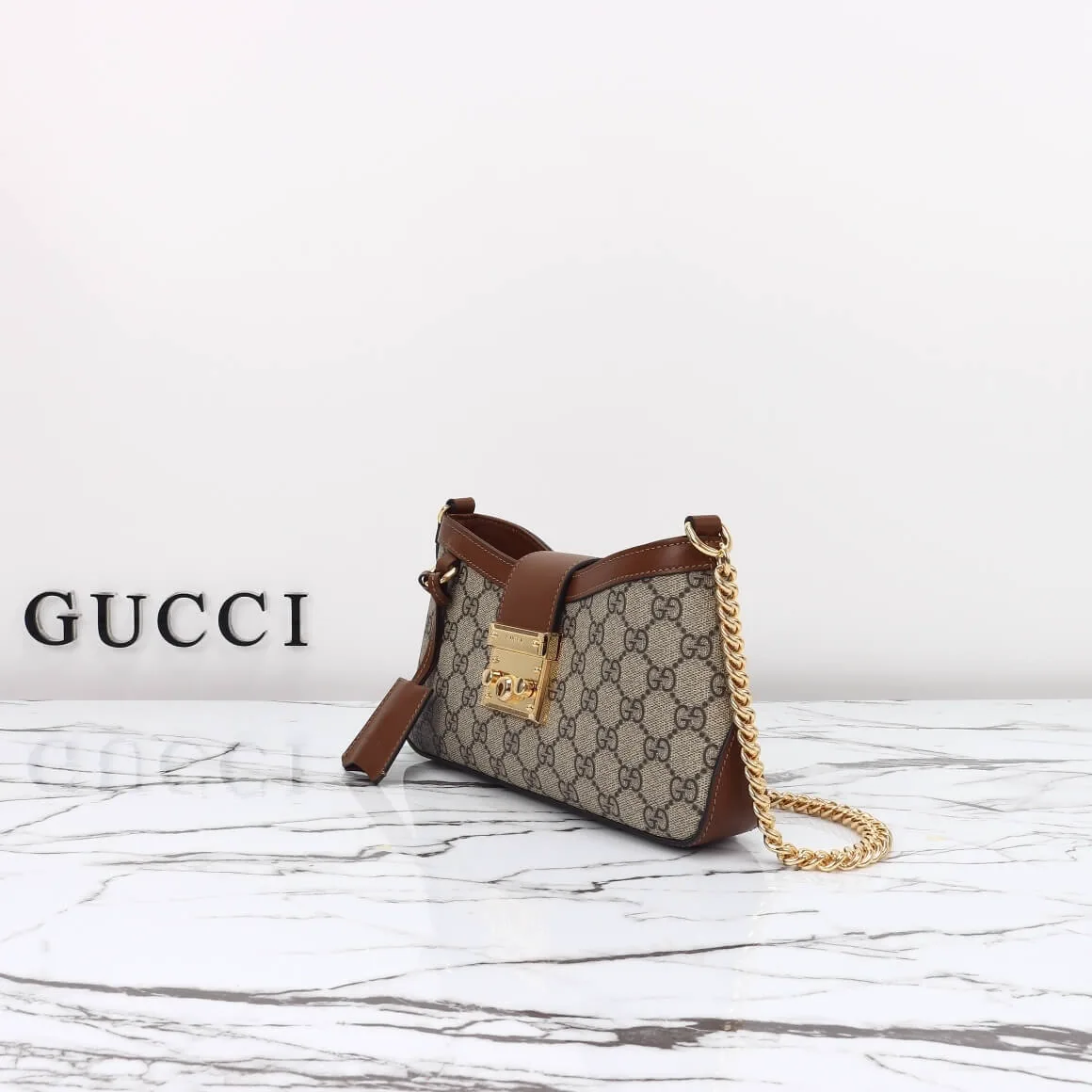 Reference image illustrating Replica Gucci GG Padlock Small Shoulder Bag – Iconic Design and Style Guide