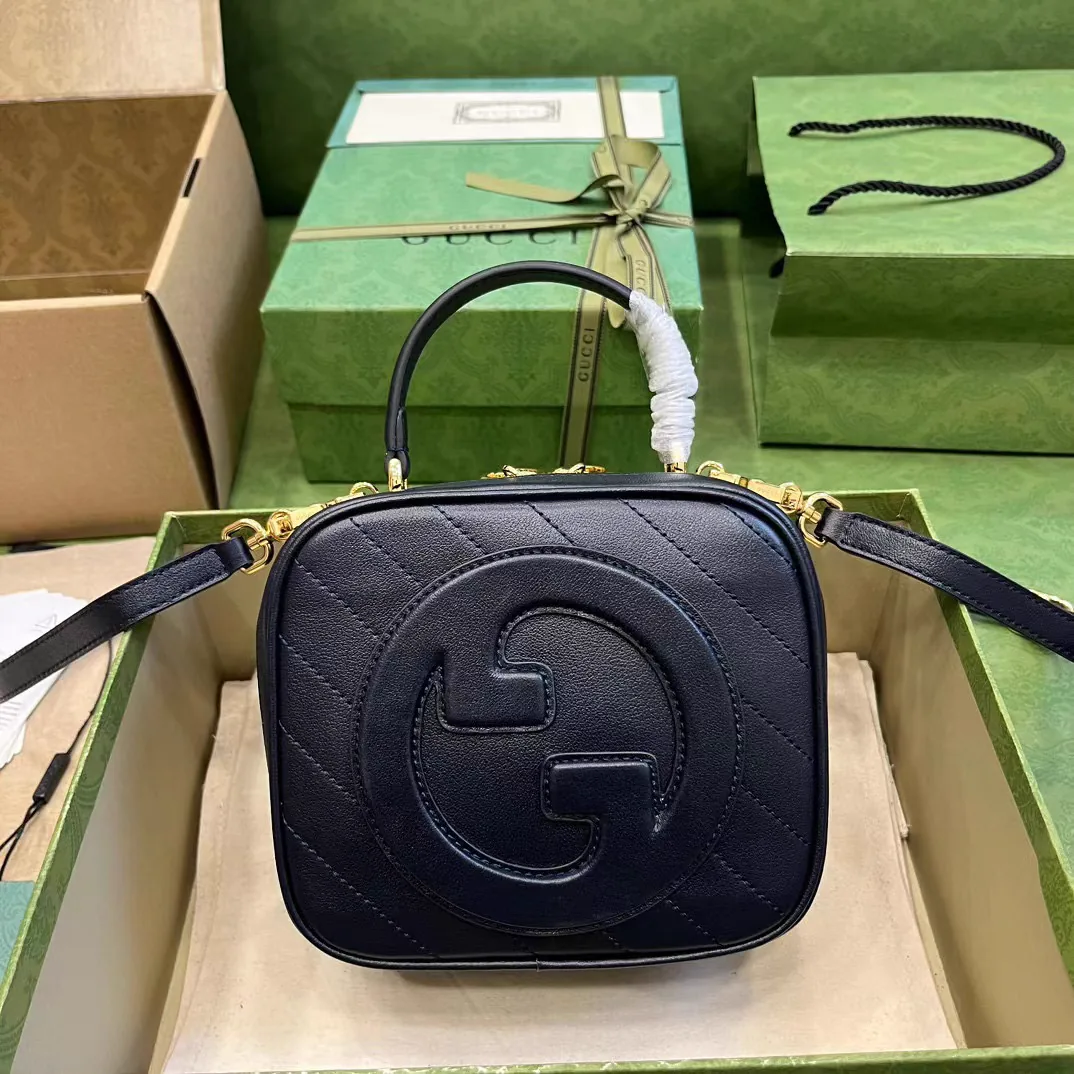 Replica Gucci Soho Camera Bag: A Detailed Guide to the Iconic Crossbody thumbnail