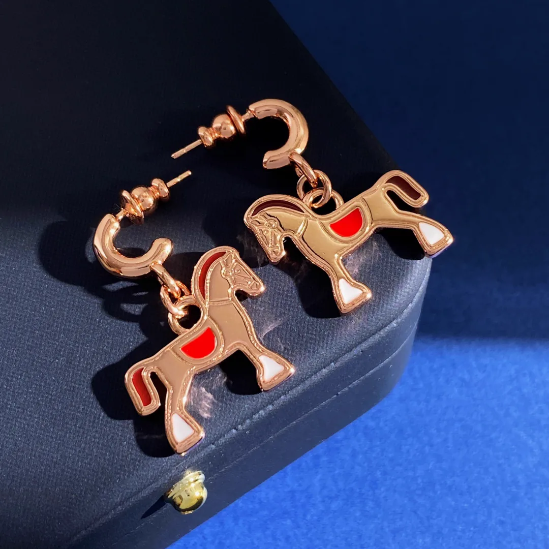 Replica Hermes Cheval Earrings: A Detailed Guide to the Iconic Horsehead Design thumbnail