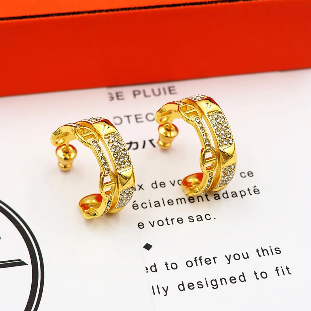 Replica Hermès Diamonds Earrings – Inspired by the Iconic French Jewelry Aesthetic thumbnail