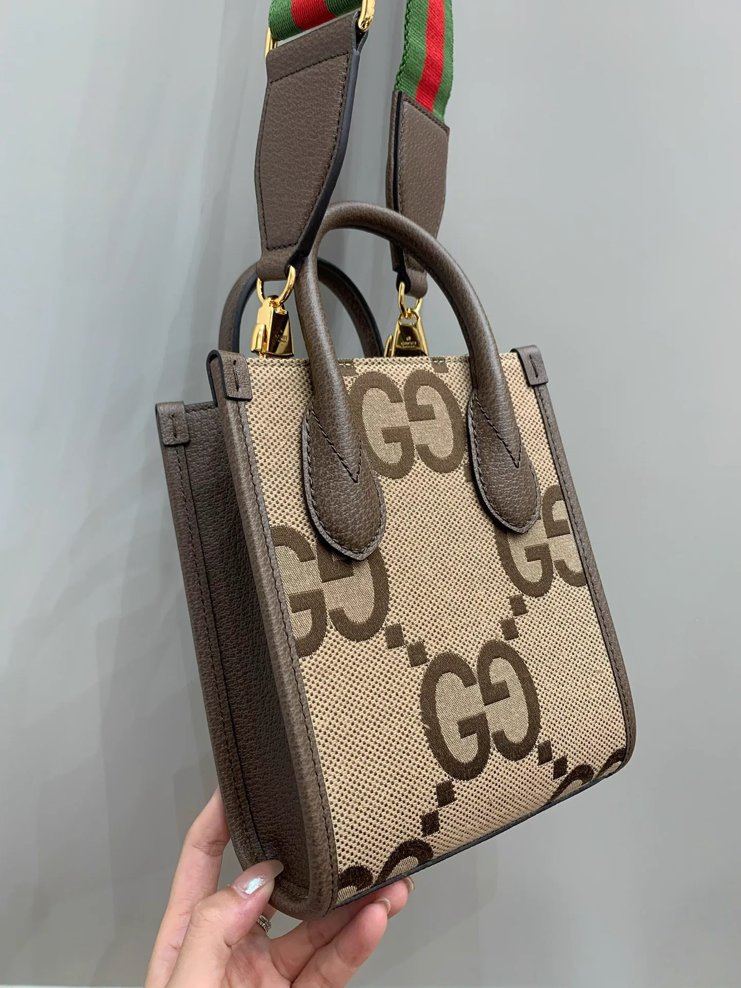Reference image illustrating Replica Gucci Jumbo Mini Bag – A Detailed Look at the Design and Appeal