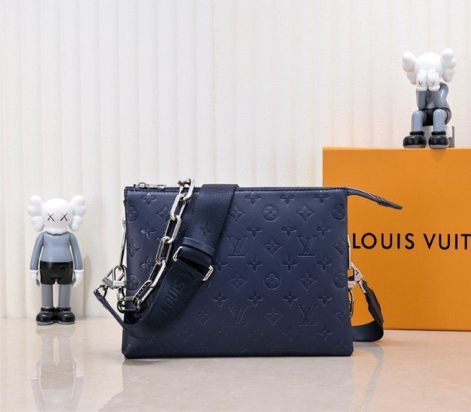 Replica Louis Vuitton Coussin PM Bag in Navy Blue with Jacquard Strap – Design & Style Guide thumbnail