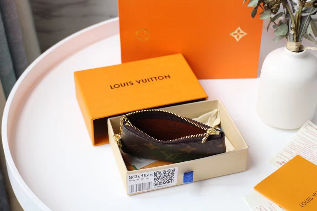 Reference image illustrating Replica Louis Vuitton Keychain Bag – Compact Crossbody Inspired by the LV Pochette Accessories