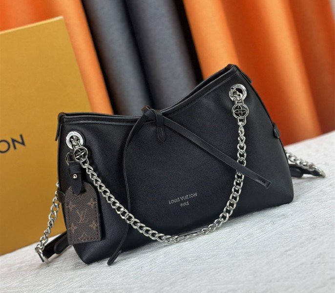 Replica Louis Vuitton x TM CarryAll Vibe BB in Black – A Detailed Style Guide thumbnail