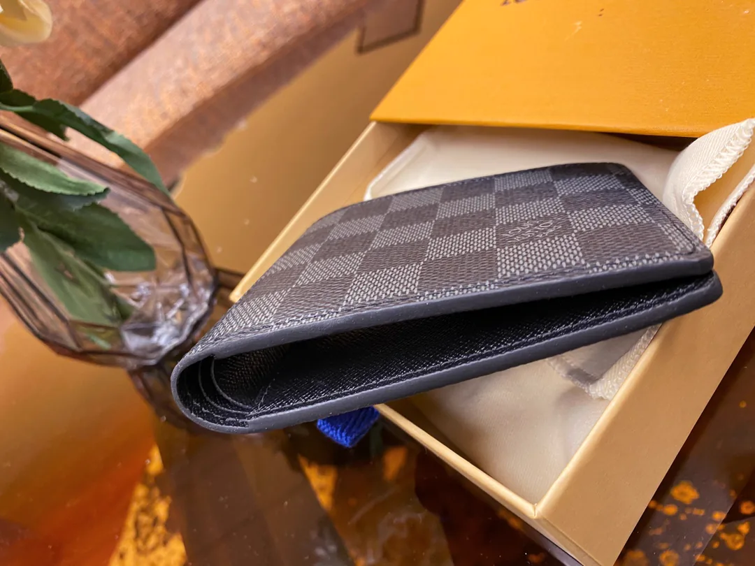 Reference image illustrating Replica Louis Vuitton Multiple Wallet: A Detailed Guide to the Iconic Slim Design