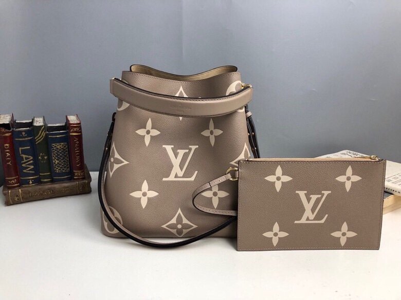 Reference image illustrating Replica Louis Vuitton NeoNoe MM Bucket Bag M45555 – Design, History & Style Guide