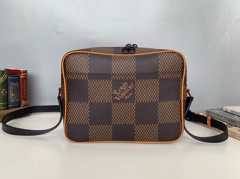 Reference image illustrating Replica NIGO x Louis Vuitton N40359 Shoulder Bag – Inspired by the Iconic Designer Collaboration