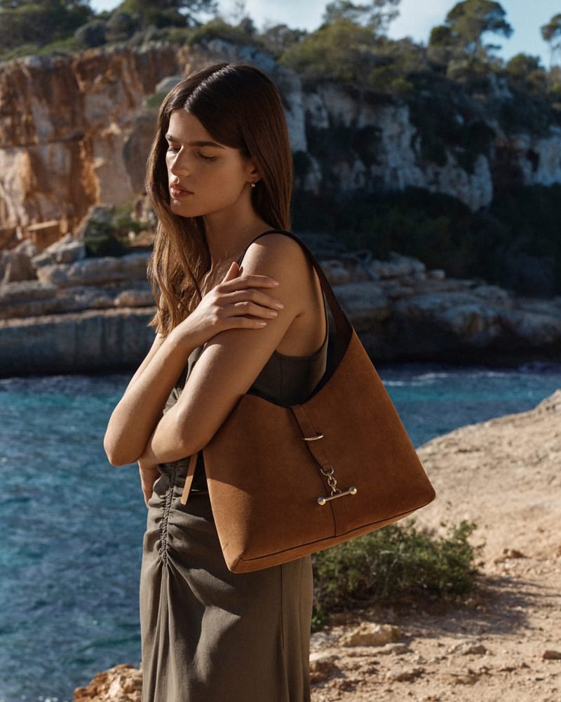 Reference image illustrating 5 Contemporary Handbag Brands Redefining Accessible Luxury in 2026