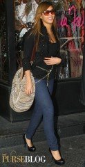 Beyoncé’s Oversized Gold DVF Stephanie Bag: The Metallic Slouchy Tote That Stole the Show thumbnail