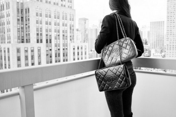 Chanel Diamond Bag Fall 2013: A Detailed Look at the Iconic CC Revival thumbnail