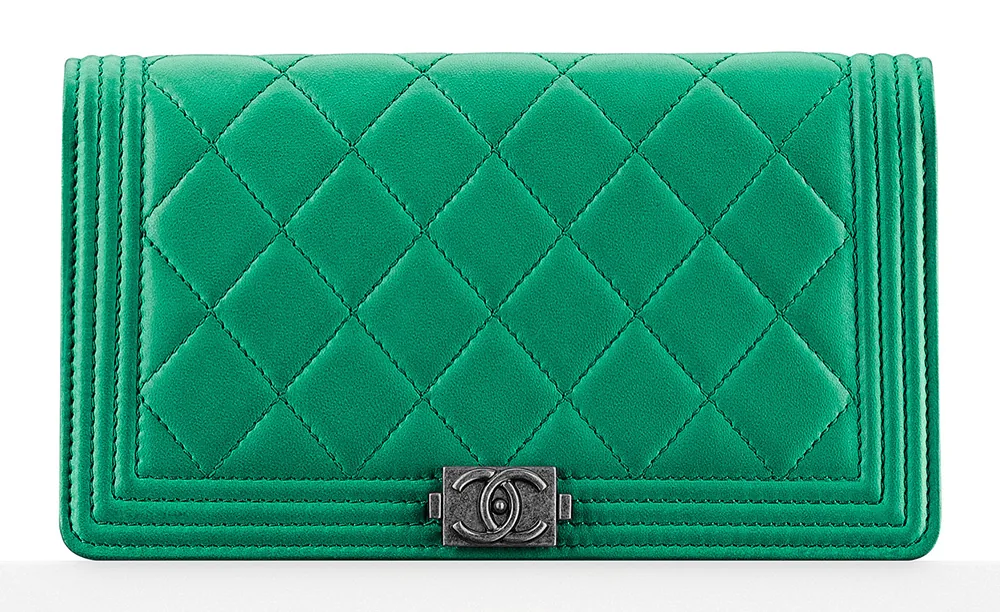 Reference image illustrating Chanel Métiers d'Art 2016 Paris in Rome: Wallets, WOCs & Small Leather Goods Guide