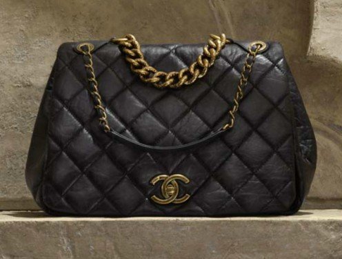 Chanel Paris-Bombay Métiers d'Art 2012: The Most Detailed Handbags of the Collection thumbnail