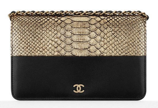 Chanel Pre-Collection Fall 2016 Small Leather Goods: Wallets, WOCs & More (Full Lookbook) thumbnail