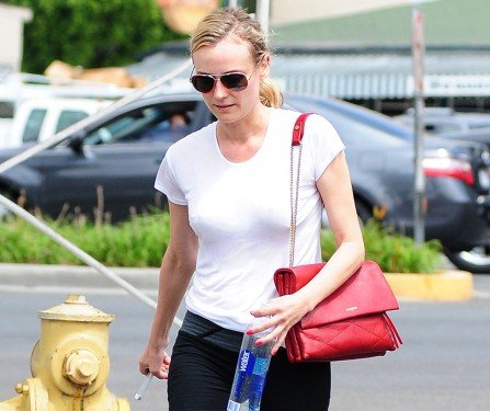 Diane Kruger Debuts the Lanvin Sugar Shoulder Bag on a Gym Run in West Hollywood thumbnail