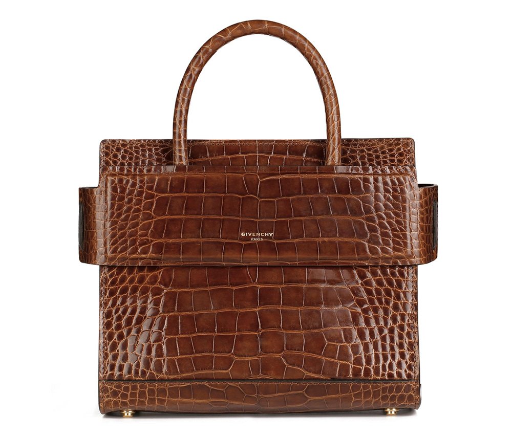 Reference image illustrating Givenchy Fall-Winter 2016 Handbag Lookbook: The Horizon Bag Takes Center Stage