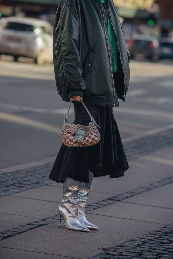 Reference image illustrating How the Shoulder Bag Replaced the Crossbody