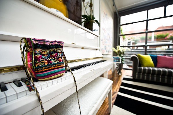 Inside Cortney Novogratz’s Handbag: A Peek at Her Designer Bag and Home Style thumbnail