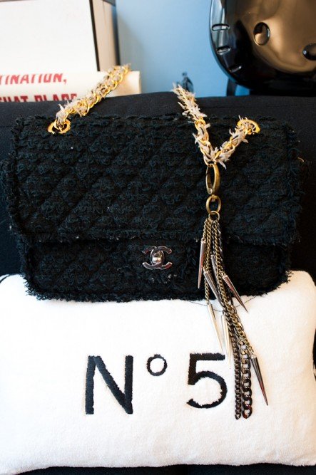 Reference image illustrating Inside Eva Chen’s Chanel Bag: Teen Vogue Beauty Director’s Everyday Essentials