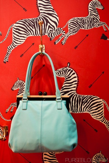 Reference image illustrating Inside the Kate Spade Bixby: A Peek at @katespadeny’s Everyday Carry