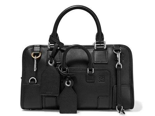 Loewe Amazona Multiplication Bag Review: A Clever Trompe L’Oeil on a Classic Silhouette thumbnail