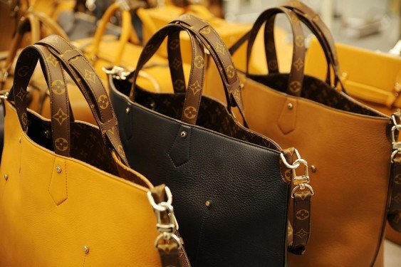 Louis Vuitton Spring 2015 Men's Accessories: Kim Jones Redefines Luxury Leather Bags thumbnail