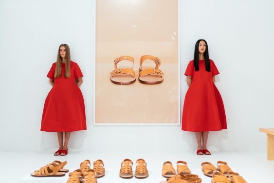 Mansur Gavriel Spring 2017: New Bag Styles, Prints, and Expanded Shoe Collection thumbnail