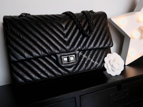 PurseForum Weekly Roundup: Chanel Chevron Reissue, Givenchy Antigona & Louis Vuitton Speedy Empreinte 25 thumbnail