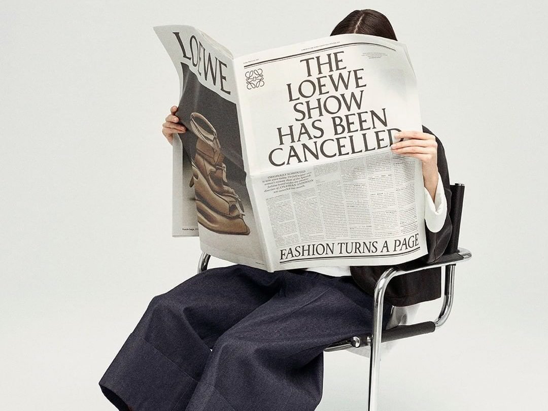 The Great Newsprint Bag Battle: Chanel vs. Dior vs. Fashion History thumbnail
