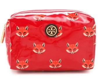 Reference image illustrating The Ultimate Guide to Luxury Cosmetic Bags: Durability, Size, and Design That Protect Your Lipstick