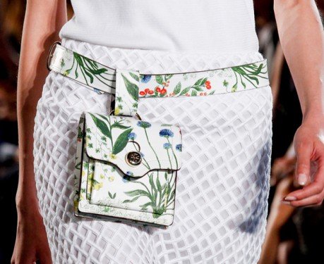 Tory Burch Spring 2014 Handbags: Elegant Garden Party Motifs and Refined Florals thumbnail
