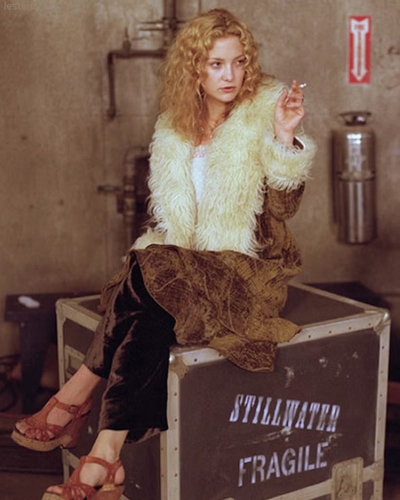 Reference image illustrating Welcome to the Return of the Mulberry Roxanne