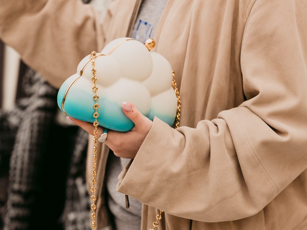 Why Novelty Bags Are Dominating Luxury Fashion in 2026: A Crystal-Embellished Comeback thumbnail
