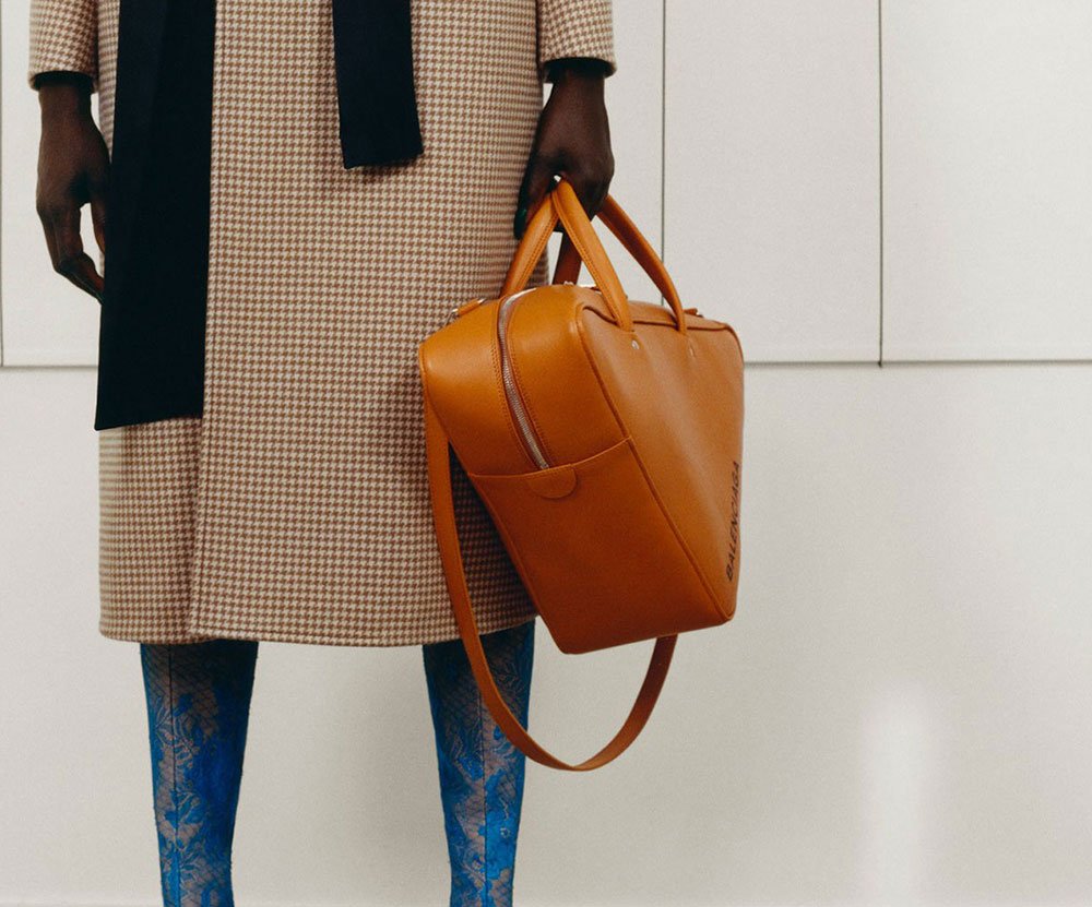 Reference image illustrating Balenciaga Pre-Fall 2017 Handbags: Demna Gvasalia’s Triangular Revolution