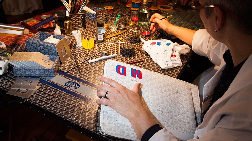 Reference image illustrating Goyard Handbag History: 10 Defining Facts About the Reclusive French Maison