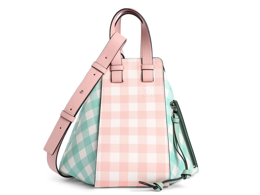 Reference image illustrating 15 Gingham Handbags and Accessories to Elevate Your Spring Wardrobe
