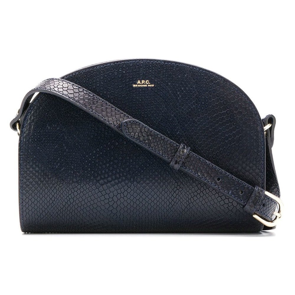 Reference image illustrating 8 Luxe Travel Handbags for Effortless Holiday Style and Airport Ease