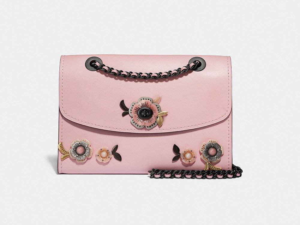 Reference image illustrating 9 Statement Handbags That Transform Any Outfit from Casual to Chic