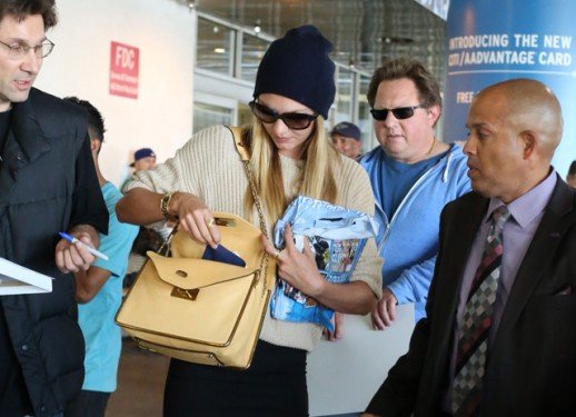 Candice Swanepoel Spotted at LAX with Her Beloved Chloe Sally Bag in Beige thumbnail