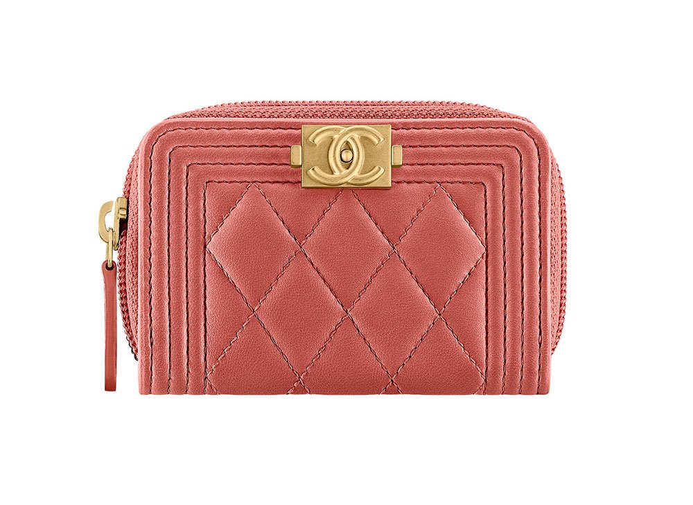 Reference image illustrating Chanel Cruise 2018 Small Leather Goods: 70+ Wallets, WOCs & Accessories (With Photos)