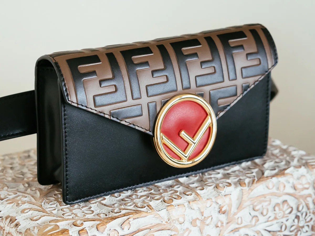 Reference image illustrating Fendi Pre-Fall 2018 Logo Belt Bag: A Versatile Double-Duty Design