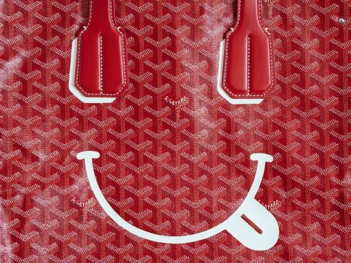 Goyard Voltaire Smile Tote: A Playful Limited Edition Statement Piece thumbnail