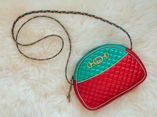 Gucci Metallic Mini Bag Review: A Bold Statement Piece from the Fall 2018 Collection thumbnail