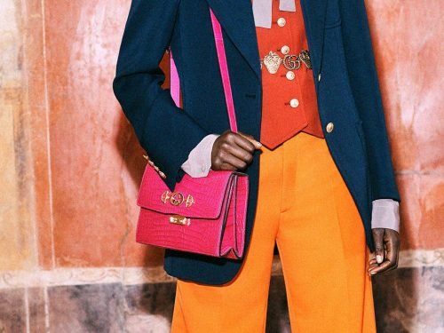 Gucci Pre-Fall 2019 Handbags: Exotic Skins, New Hardware & Mini Bucket Bags thumbnail